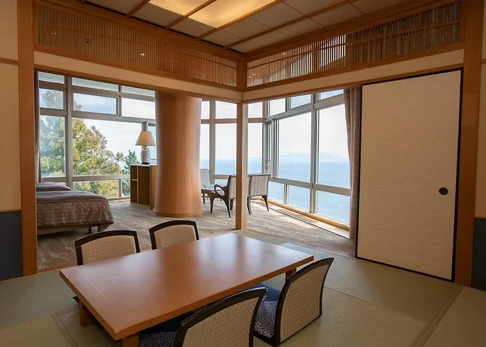 熱川ハイツ